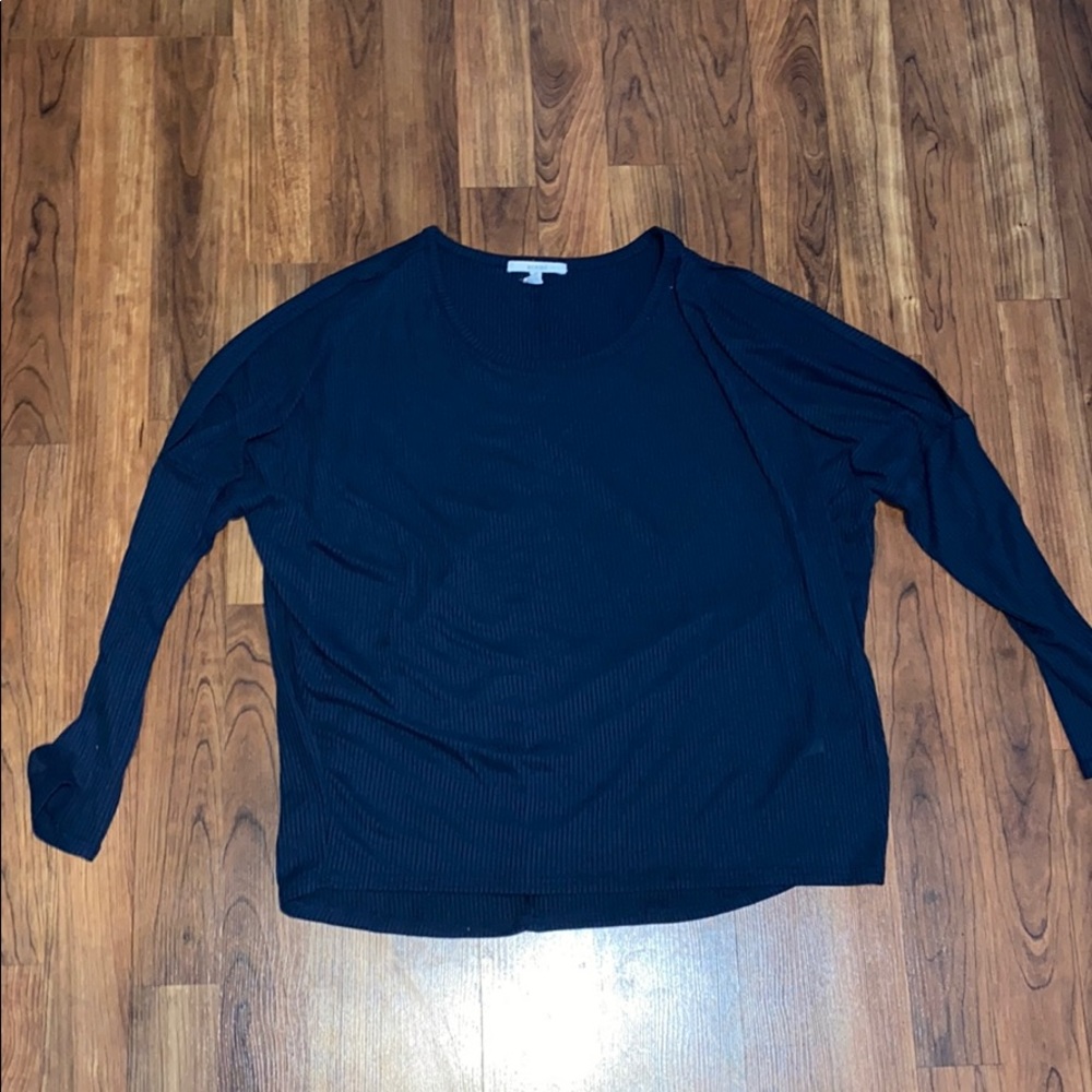navy blue quarter sleeve top with shoulder cut out